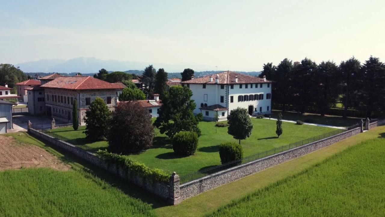 Villa Minini Bed & Breakfast Rive d'Arcano Kültér fotó