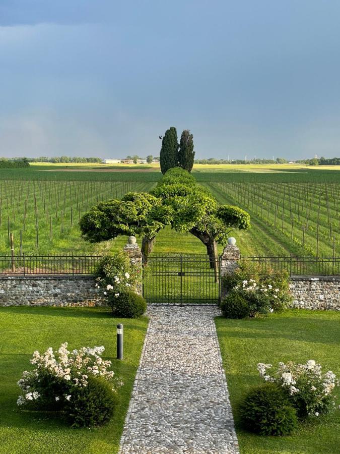 Villa Minini Bed & Breakfast Rive d'Arcano Kültér fotó